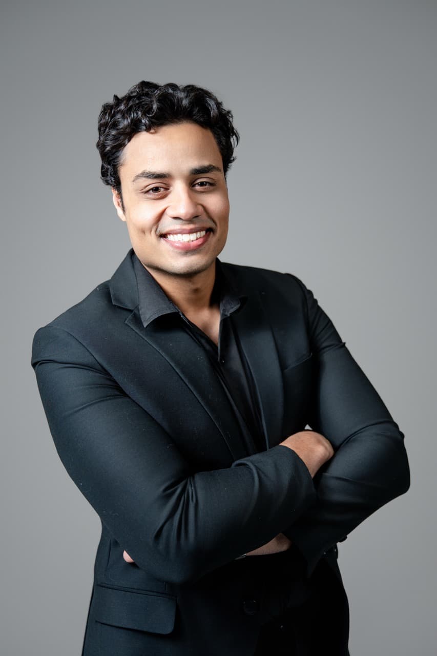 Manuel Perdomo, Properties with Purpose